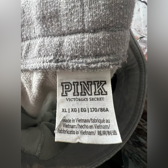 Pink by Victoria Secret - Picture 6 of 6